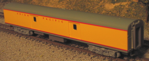 Kato Smoothside Streamlined Passenger Cars